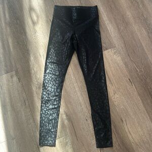 Carbon 38 Black Liquid Leggings